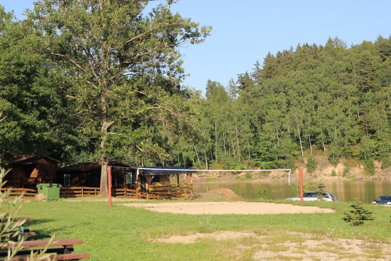Domki Nad Jeziorem W Karlowicach Karlowice 外观 照片