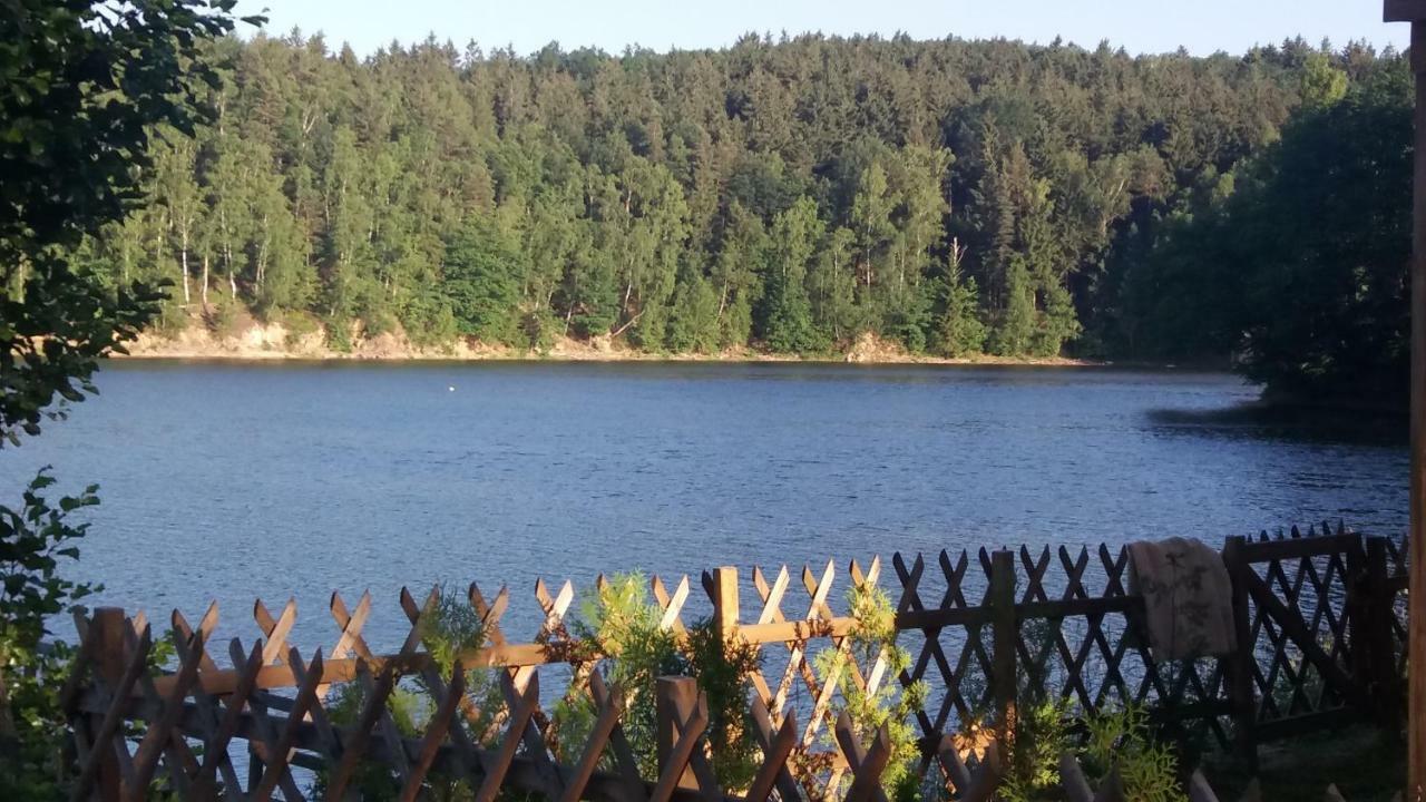 Domki Nad Jeziorem W Karlowicach Karlowice 外观 照片